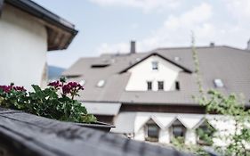 Toschis Station-Motel-Wirtshaus-An Der Autobahn-Bowling